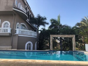 Piscina externa
