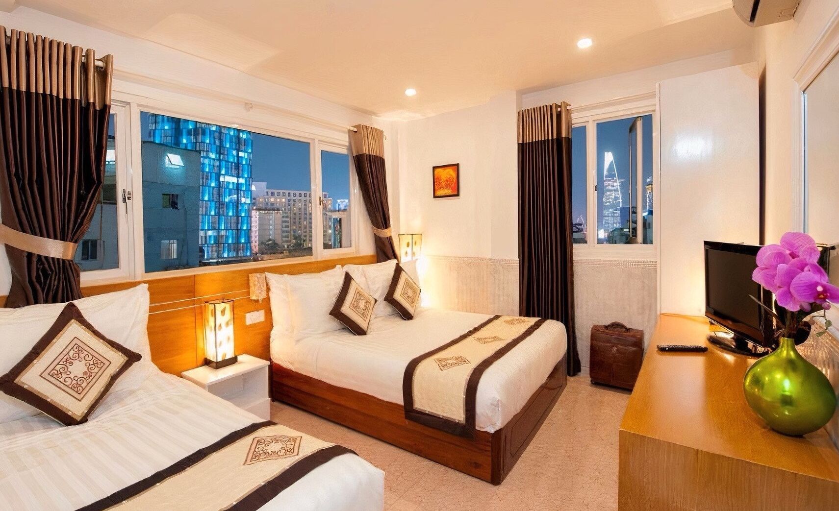 Photo - Felix Hotel
