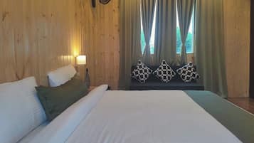 1 bedroom, free WiFi, bed sheets