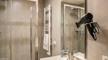Chambre Double Confort | Salle de bain