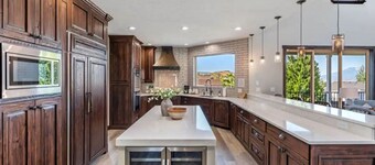 Heber Heights \ Sauna \ Firepit \ HotTub \ Sleeps16 \ 8 bedrooms \ 6.5 baths