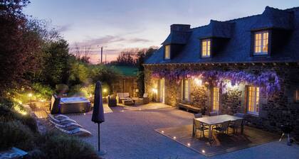 GĂźte Ty-Boem, Spa & Sauna Ă 8 km des plages !