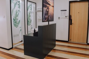 免费洗浴用品、吹风机、拖鞋、坐浴桶