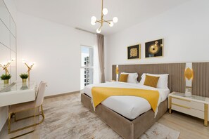 2 chambres, coffre-fort, fer et planche à repasser