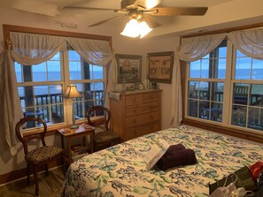 3 chambres, bureau, accès au Wi-Fi (inclus), literie fournie