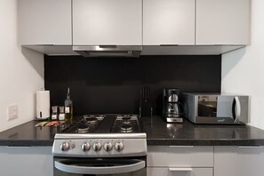 Fridge, microwave, oven, stovetop