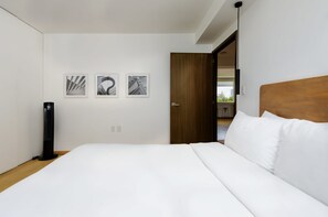 3 bedrooms, iron/ironing board, travel cot, WiFi - w* | Polished 3BR Duplex in Condesa (Ciudad de México)