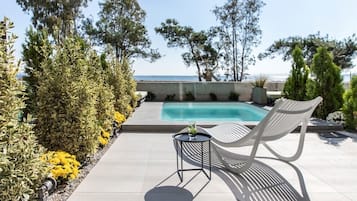 Exclusive Villa | Premium bedding, memory-foam beds, in-room safe, individually decorated