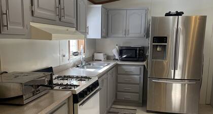 Northwoods getaway - minutes from beach, fishing & trails!