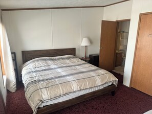 3 habitaciones y ropa de cama 