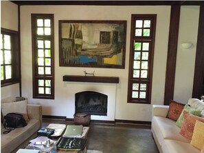 Smart TV, fireplace, printers - Fantastic location in the Sertão do Camburi (São Sebastião)