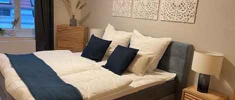 2 bedrooms, desk, iron/ironing board, travel cot