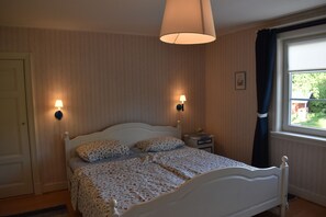2 Schlafzimmer, Bügeleisen/Bügelbrett, WLAN