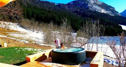 Chalet montagne neuf 4* avec WI FI et jacuzzi 10 personnes plus 2 pers sup