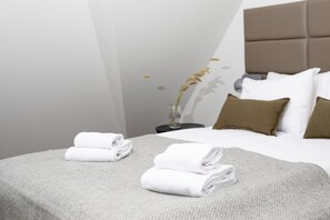 Comfy | Desk, iron/ironing board, free WiFi, bed sheets - Bob W Oslo Sentralen (Oslo)