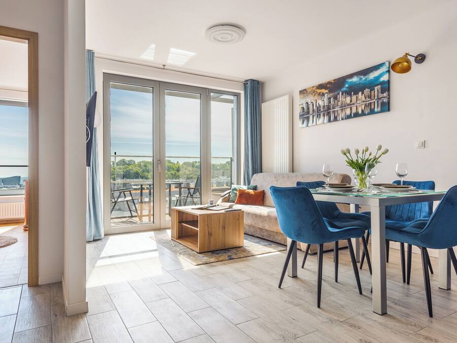 Apartment (124 - ul. Obrońców Wybrzeża 8) | Living area | 30-inch flat-screen TV with cable channels, TV