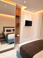 3 bedrooms, hypo-allergenic bedding, in-room safe, desk