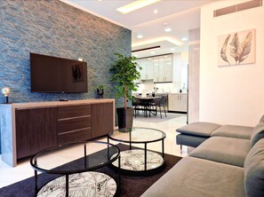 Standard Apartment | Living area | 43-inch Smart TV with satellite channels, TV - Sveltos Residence Suites (Larnaca)