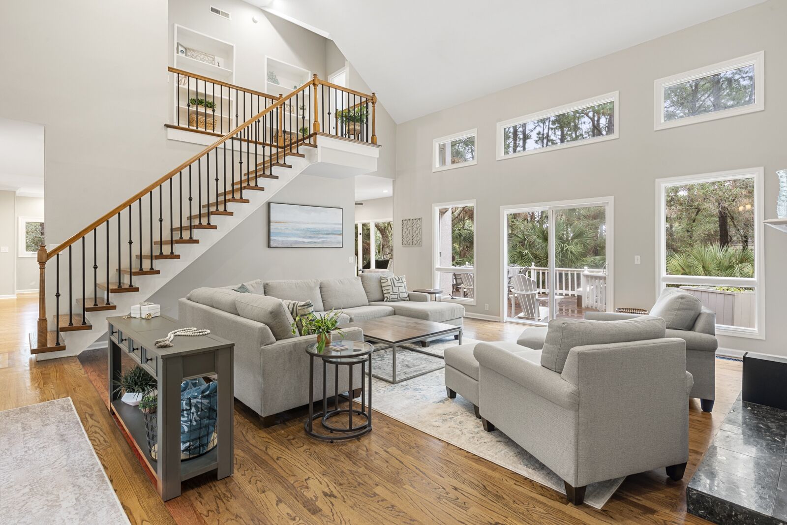 256 Governors: 4BR Vanderhorst Home, Screened Porch, Bike to Beach, Gear Credit