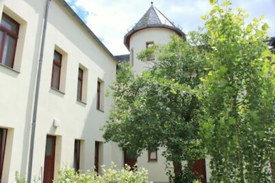 Stylish apartment on the Weißer Hirsch with its own roof terrace