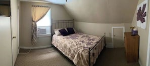 3 chambres, fer et planche à repasser, Wi-Fi gratuit, draps fournis