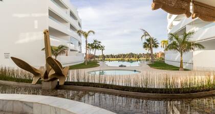 Serena Apartment with Terrace and Golf View