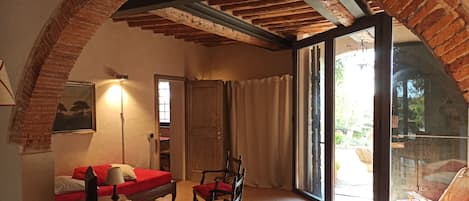 1 makuuhuone, ilmainen Wi-Fi, vuodevaatteet