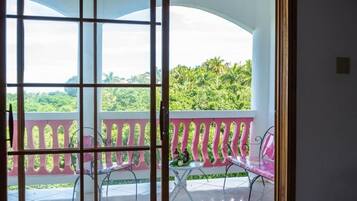 Standard Villa | Terrace/patio