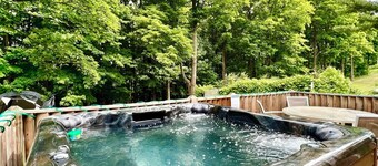 Trailside #3 ~ Winter Fun Retreat! Ski, Snowboard, Snowmobile, Hot Tub, Hiking!