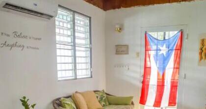 A cozy place to stay walking distance from the beach and Restaurants.