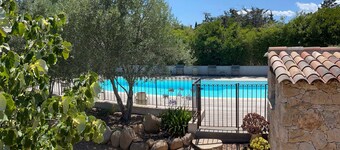 💚 lovely Studio with garden🌿, heated pool 🌞 Beach 3' away 🏖️