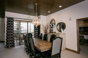 Suite, 3 Bedrooms | Dining