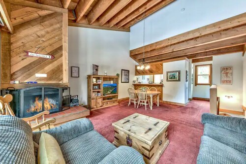 Northstar Tahoe Summer Resort Condo: Pools, Pickleball, Hike Trails, 2BR 2BA