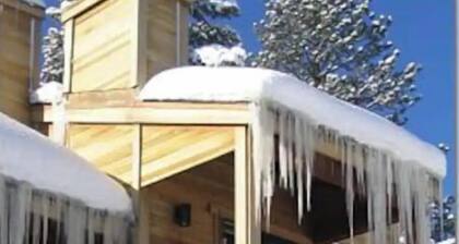 NORTHSTAR RESORT GOLD BEND CONDOMINIUM IN TRUCKEE LAKE TAHOE!