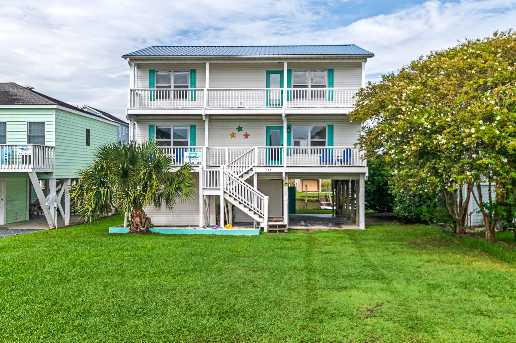 "The Sea-Lax Inn" Canal home 4 bedrooms, 2 bathrooms