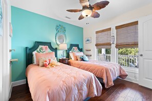 4 bedrooms, free WiFi