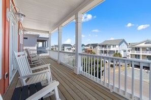 Luokittelematon kuva, 2 kautta 54, painike