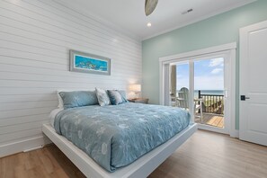 8 bedrooms, free WiFi - This NEWLY BUILT 8 Bedroom / 8 Bathroom Luxury Oceanfront Home! (Holden Beach)