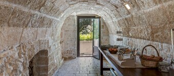 Masseria Tarsia Incuria 8+4, Emma Villas