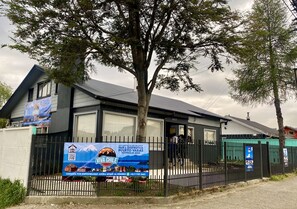 Front of property - Viva Chile Hostal Puerto Varas (Puerto Varas)