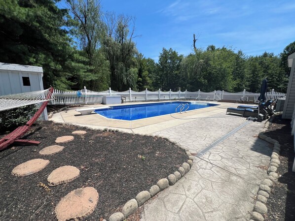 Outdoor pool, a heated pool
