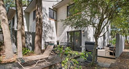 Walk to Beach âą King Bed âą Dog-friendly âą Pool âą Grill âą Updated