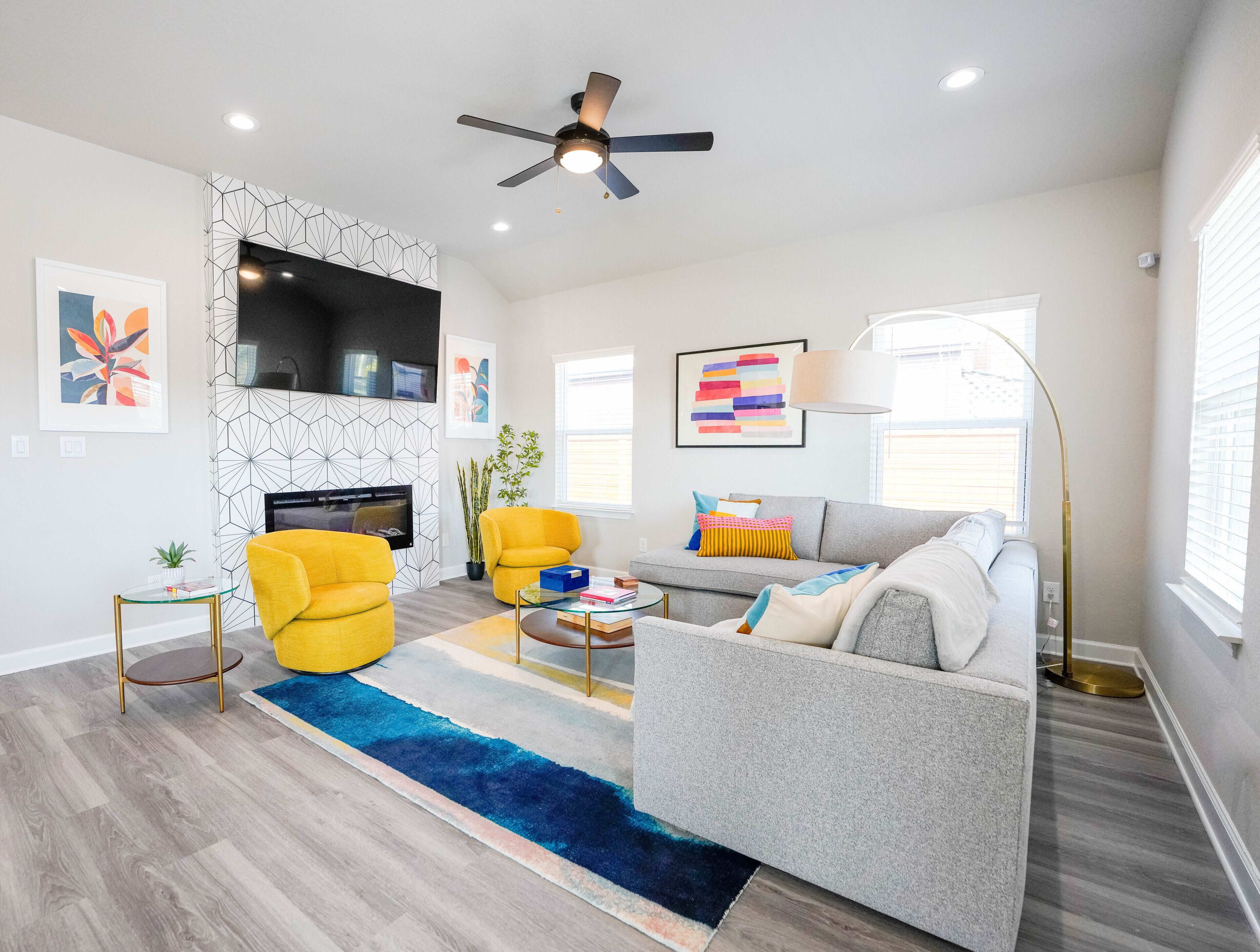 Flat-screen TV, fireplace
