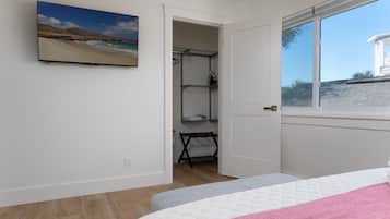 2 makuuhuonetta, silitysrauta/-lauta, vauvan matkasänky, ilmainen Wi-Fi