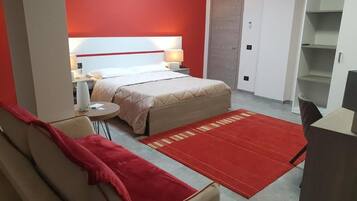 Superior Double Room | In-room safe, desk, free WiFi