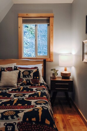 3 habitaciones, escritorio, wifi gratis y ropa de cama 