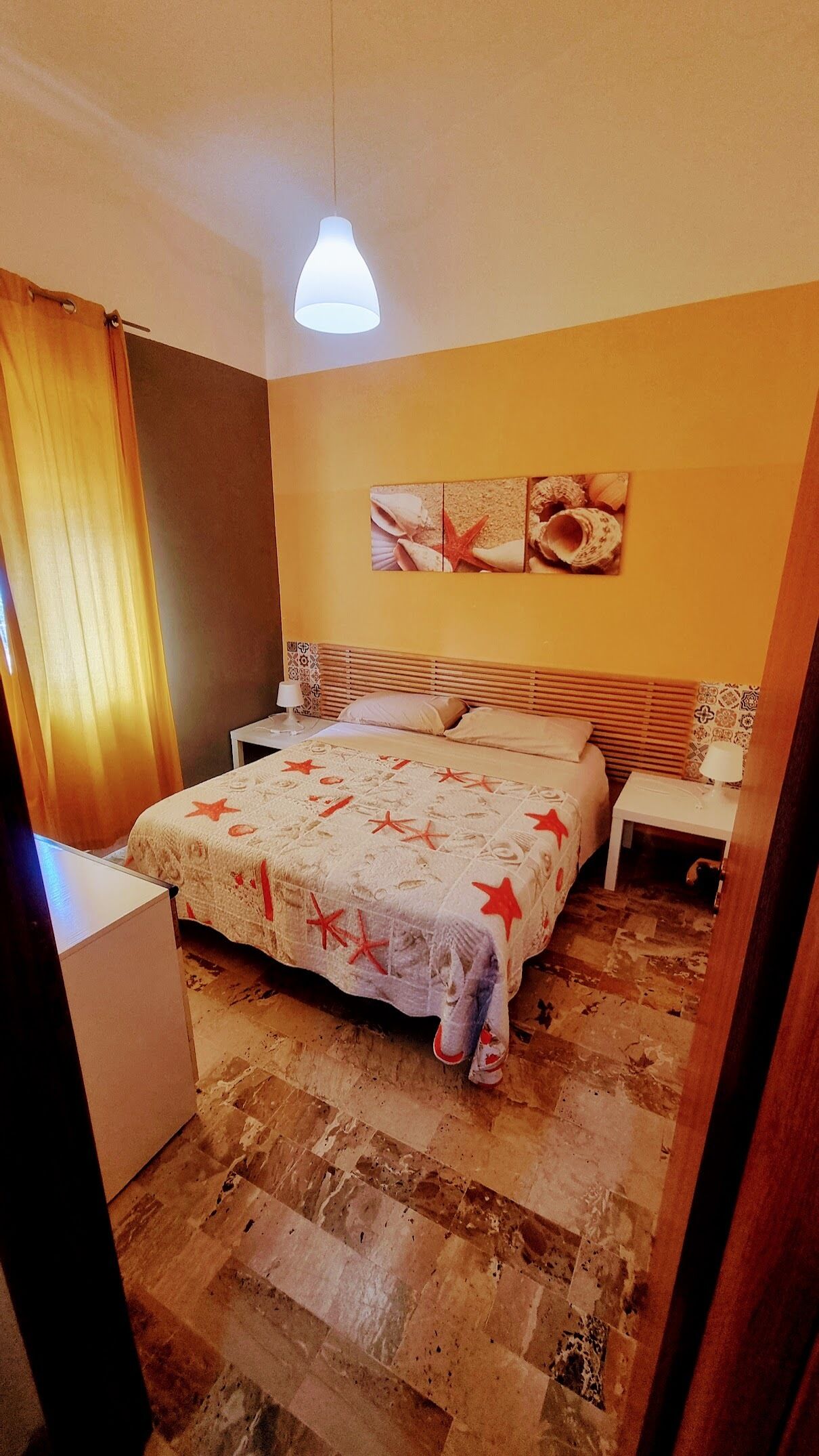 2 bedrooms, iron/ironing board, travel crib, WiFi (free)