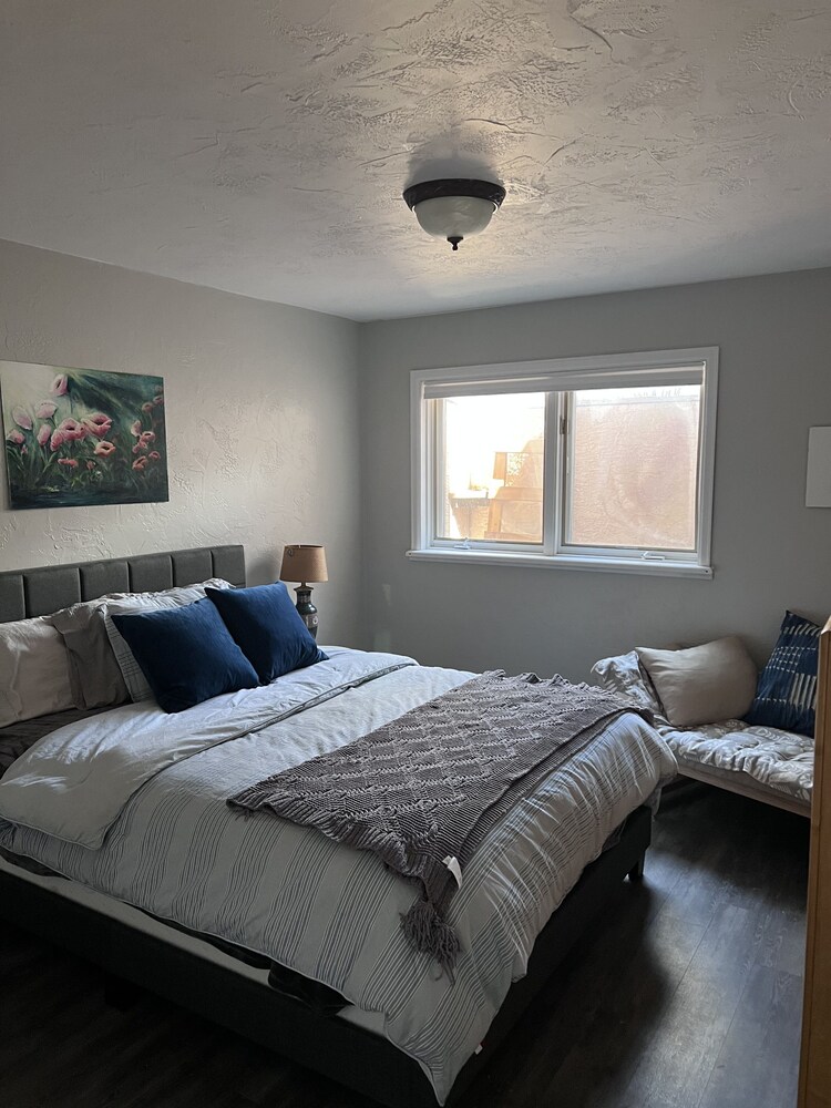 Mountain house with direct access to resorts! Eagle Vrbo