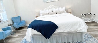King Size Suite located in Downtown Ocean Springs