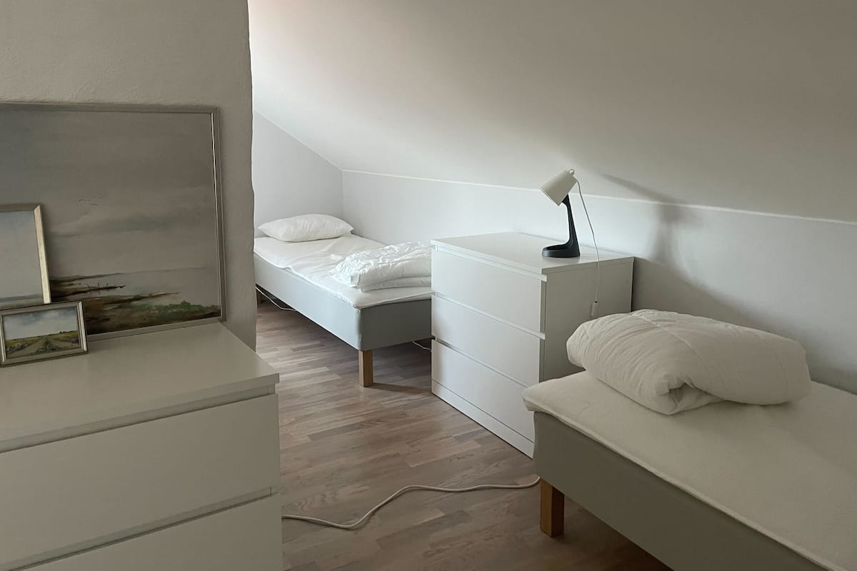 Familie appartement, uitzicht op oceaan, aan de binnenplaats (Lgh 1103) | 2 slaapkamers, individueel gedecoreerd, individueel gemeubileerd